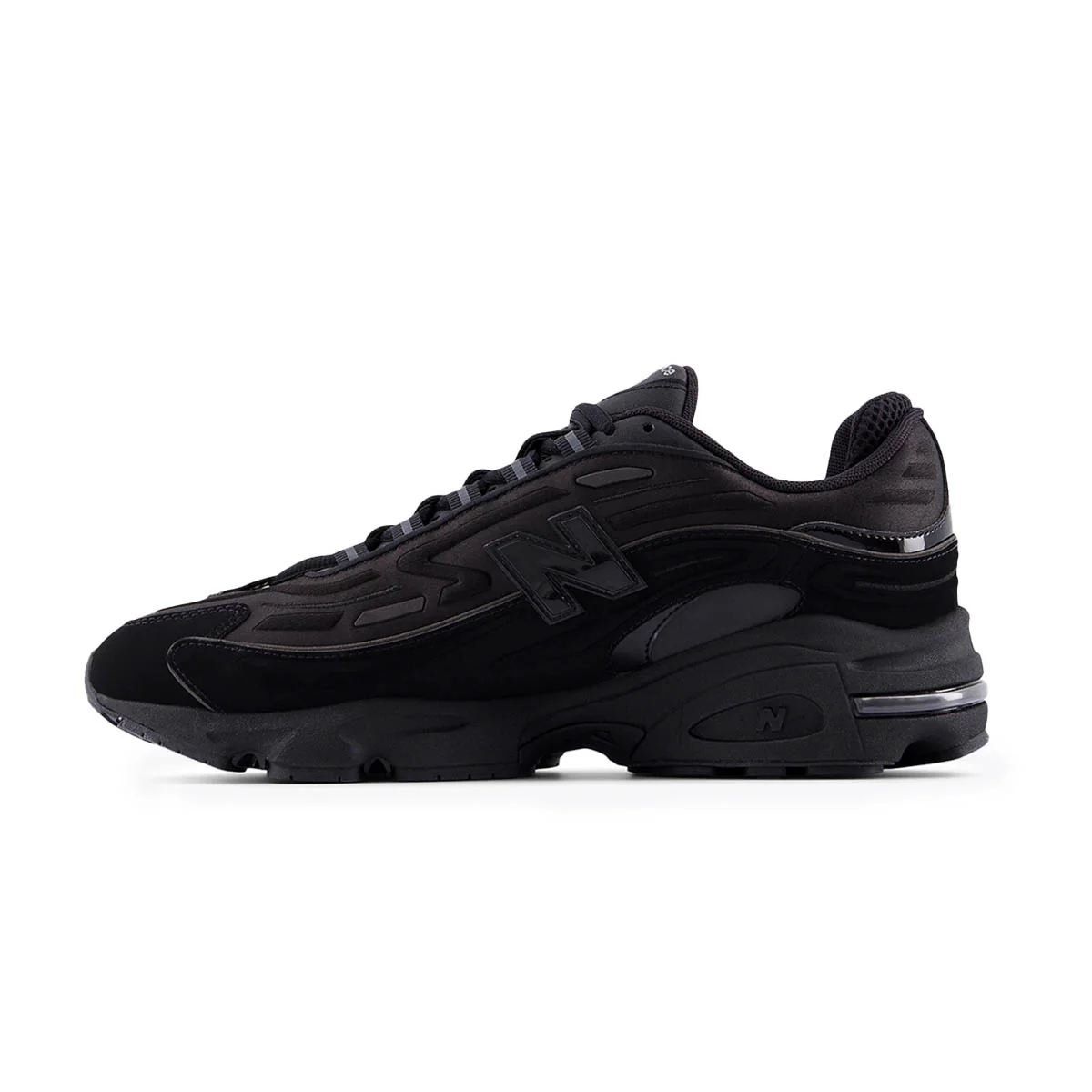 1000 'Triple Black' - Image 3