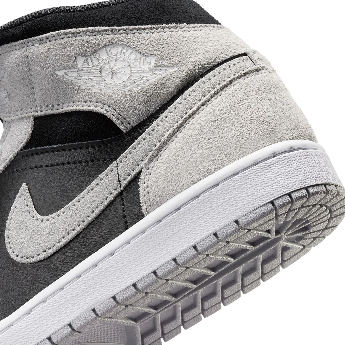 Air Jordan 1 Mid 'LT SMOKE GREY/WHITE/BLACK' - Image 7