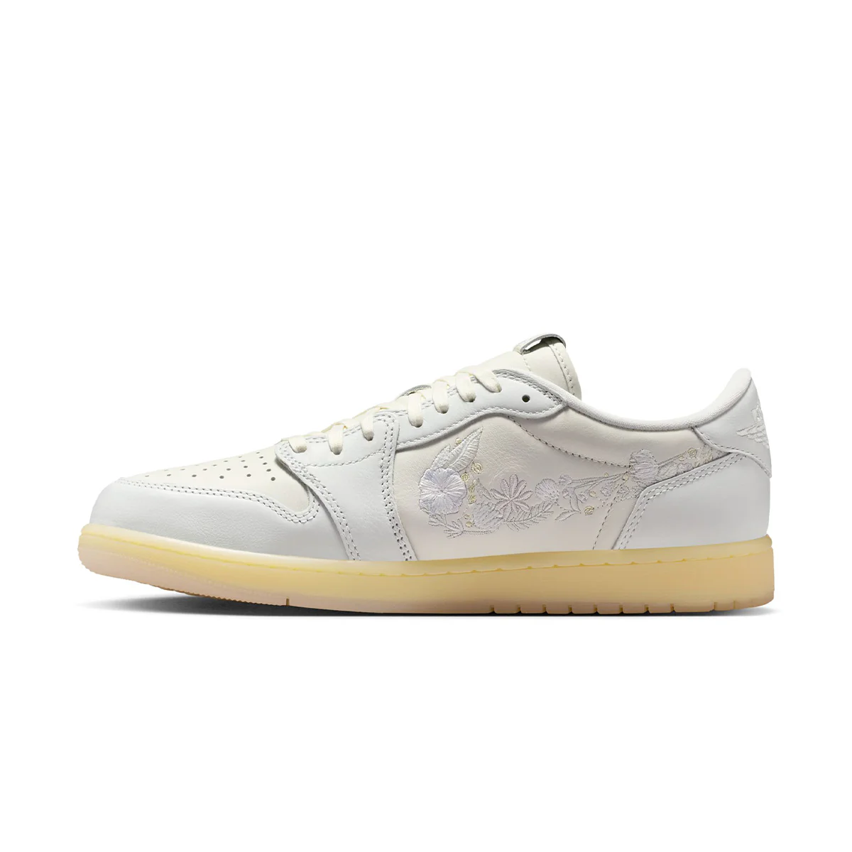 Air Jordan 1 Retro Low OG 'SAIL/OFF WHITE-COCONUT MILK' - Image 4