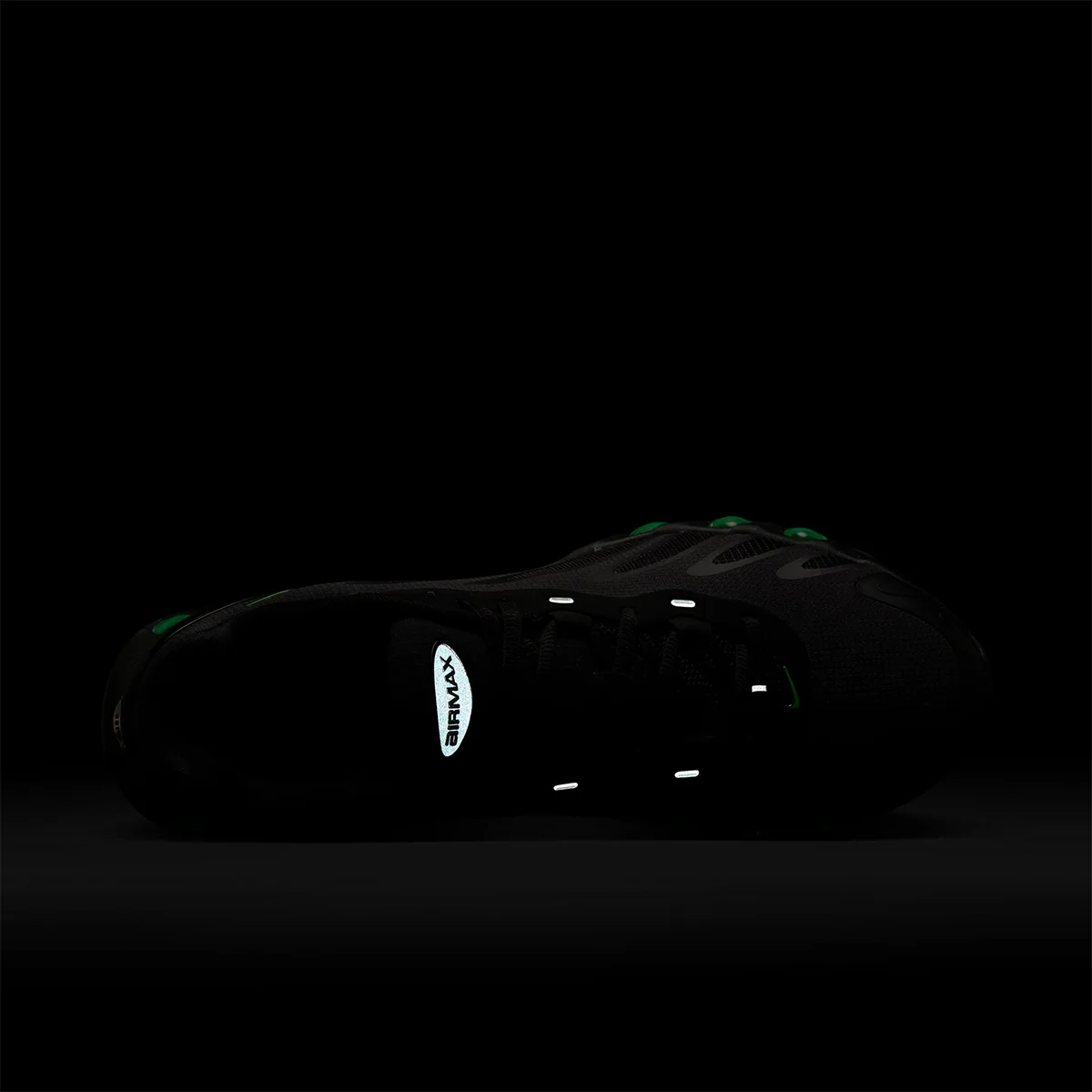 Air Max DN8 'Black Green Strike' - Image 9