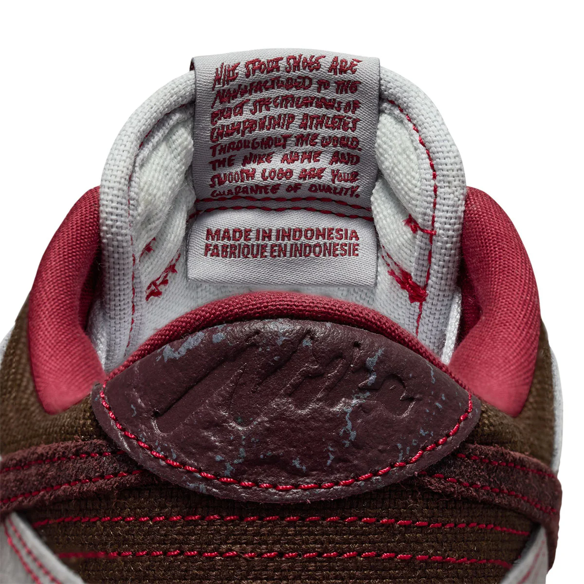 Dunk Low Retro SE 'PURE PLATINUM/BURGUNDY CRUSH/WOLF GREY' - Image 7