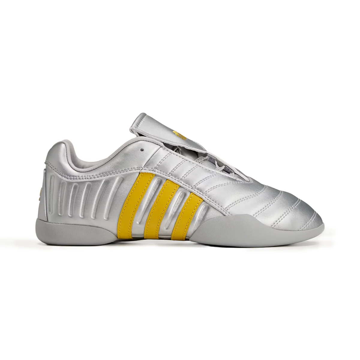 Elite Mei Miaou 'Silver Metallic / Collegiate Navy / Hazy Yellow'
