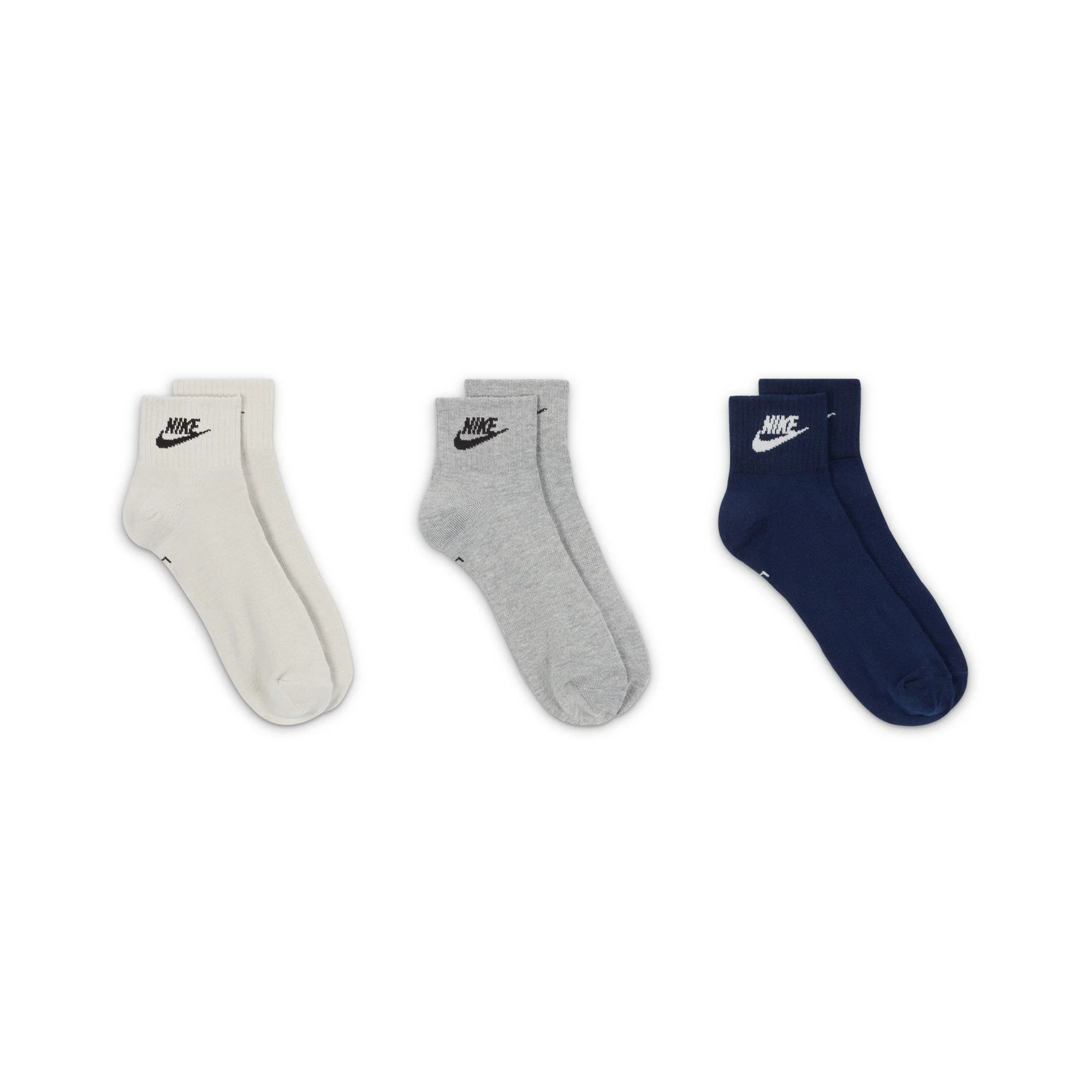 Everyday Essential Ankle Socks (3 Pairs) - Image 3