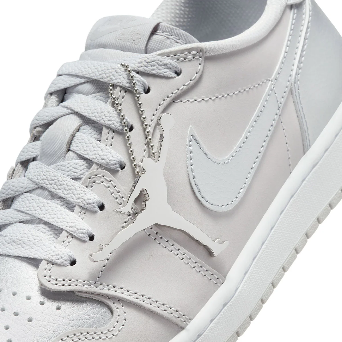 Jordan 1 Low OG 'Metallic Silver' - Image 7