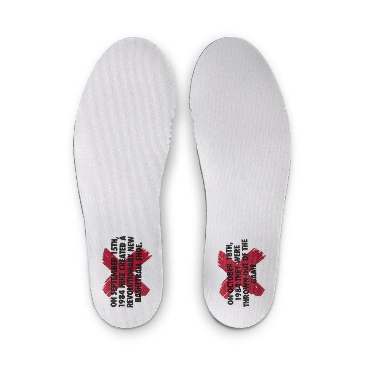 Air Jordan 1 Retro Low OG Pre-School "Banned" - Image 10