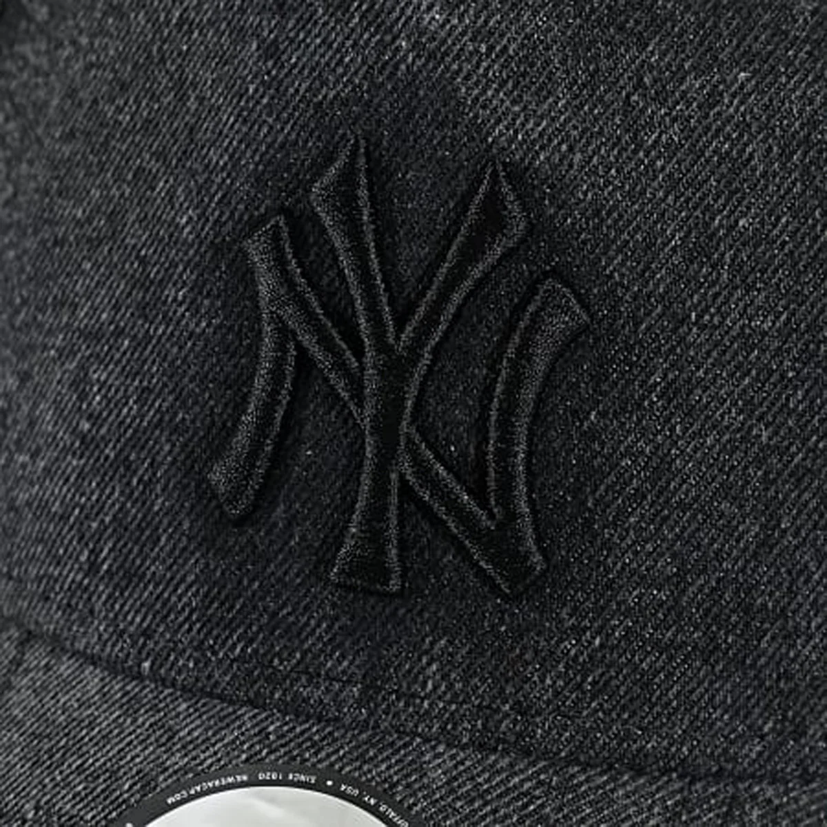 New York Yankees Denim Eframe Major League Baseball 9FORTY Cap 'Black' - Image 4