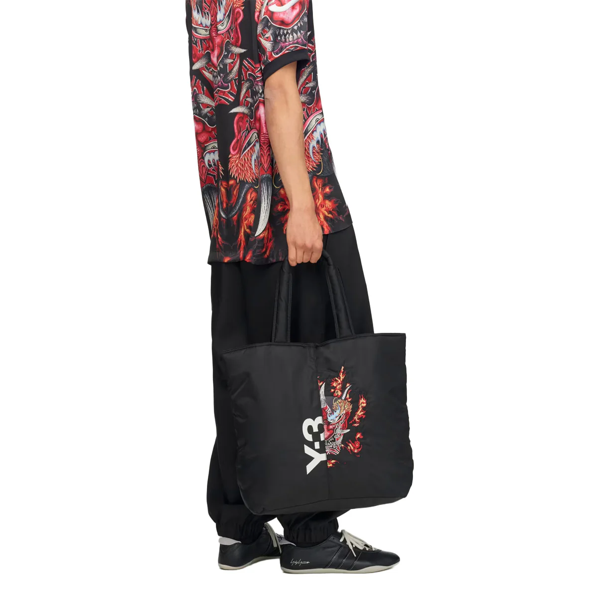 Y-3 GRAPHIC TOTE BAG 'Black' - Image 3